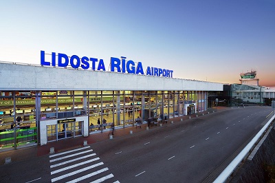Eksportētāji iepazīst gaisa kravu pārvadājumu iespējas lidostā Rīga